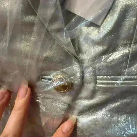 NWT WALTER BAKER Marley Double Breasted Metallic 100%Leather Blazer Sz L silver - Picture 5 of 7